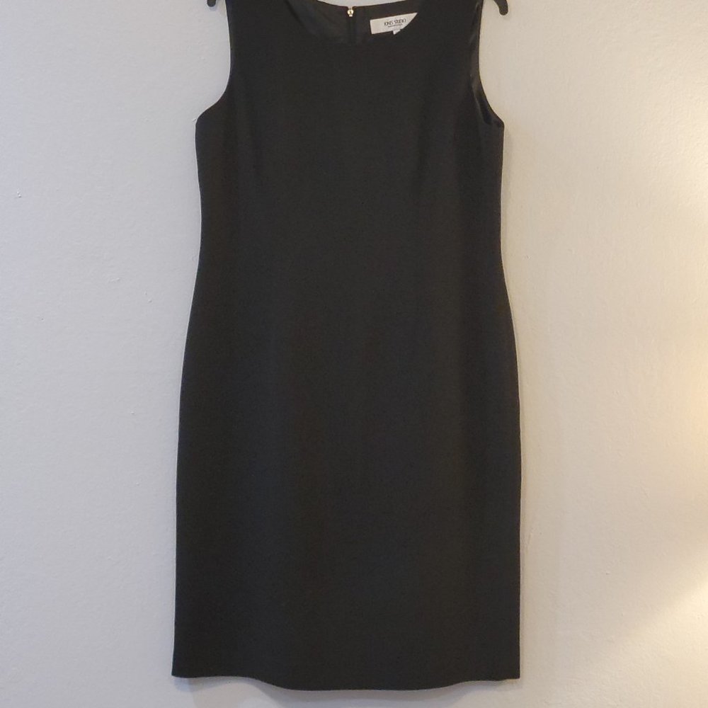 Jones Studio sleeveless black mini dress